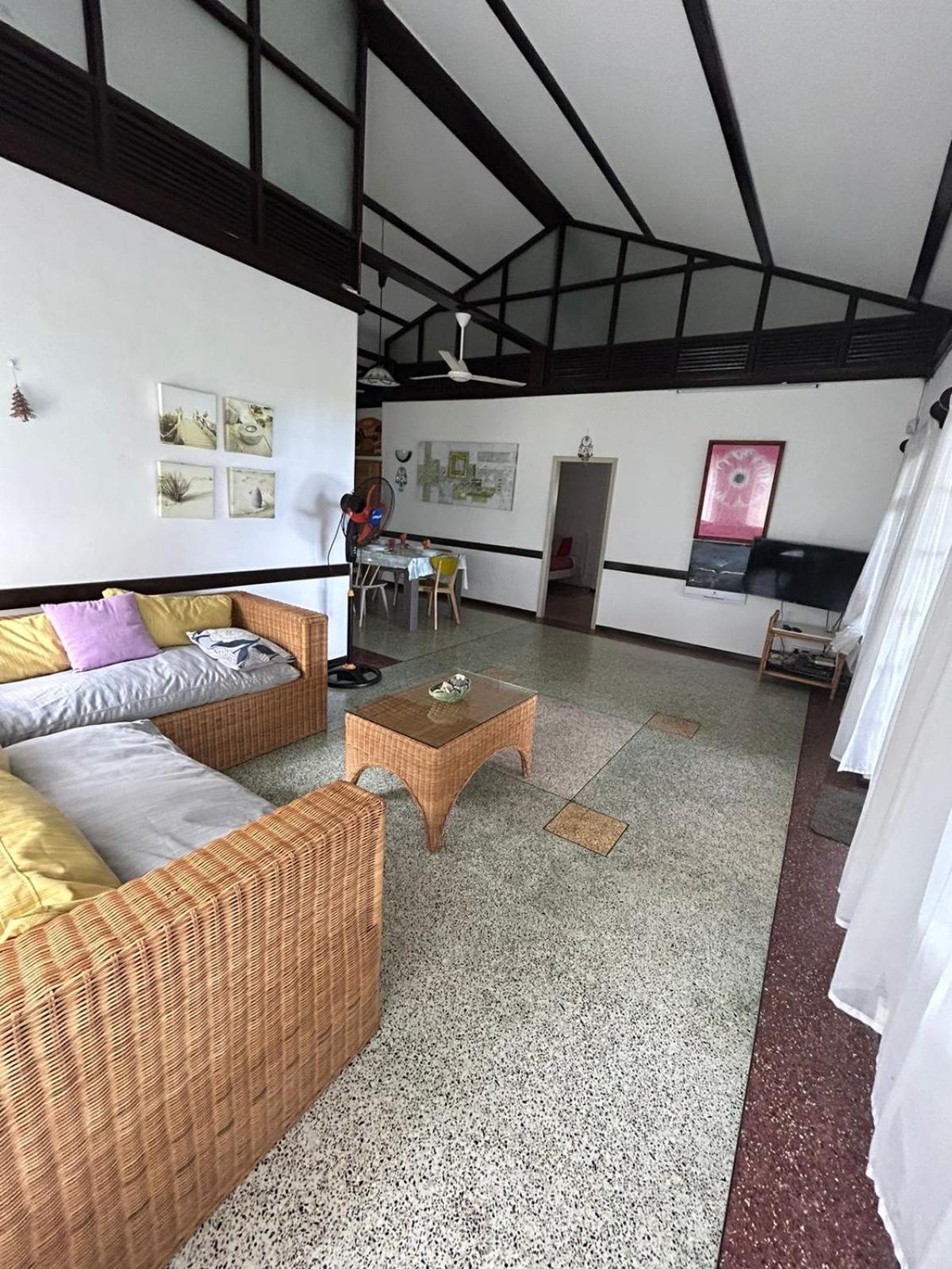 Villa Karel Mauritius Beach House Riambel Esterno foto