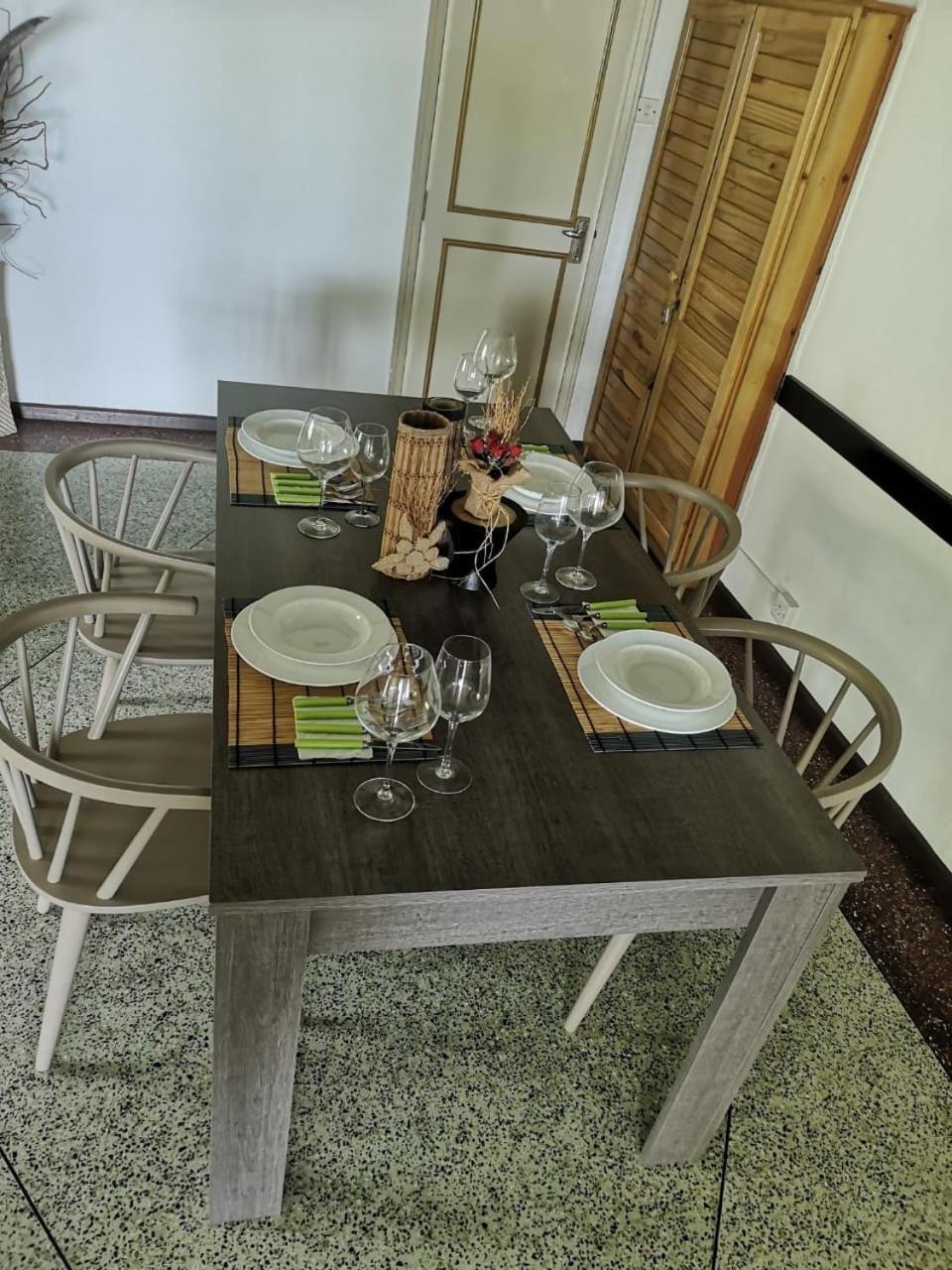 Villa Karel Mauritius Beach House Riambel Esterno foto